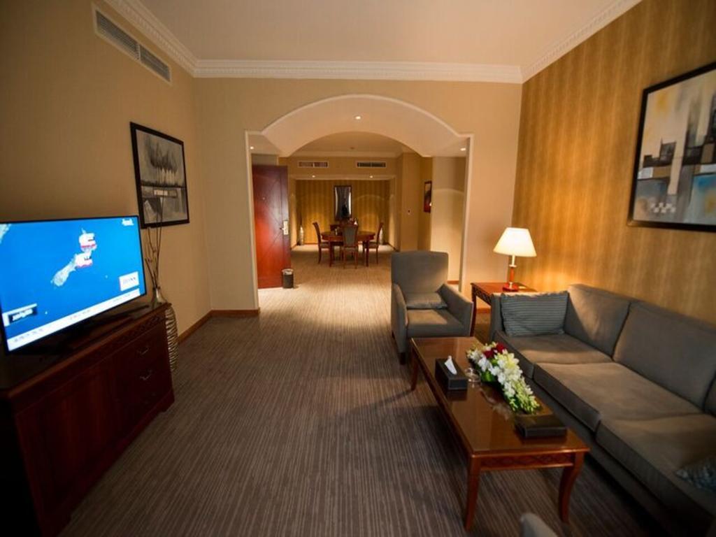 Executives Hotel - Olaya Riyadh Bagian luar foto