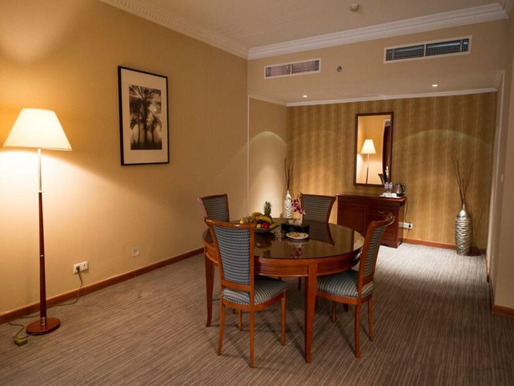 Executives Hotel - Olaya Riyadh Bagian luar foto